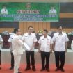 SIMBOLIS - Bupati Katingan Sakariyas SE menyerahkan DIPA dan DPA Tahun Anggaran 2023 kepada Kepala Instansi Vertikal dan Kepala Perangkat Daerah lingkup Pemkab Katingan, Rabu (07/12/2022). (FOTO: IST)