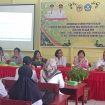 BIMTEK - Kadisdikpora Kabupaten Gumas, Yemmie saat menghadiri kegiatan Bimbingan Teknis Penyusunan Laporan Bos, Arkas Sapras, Dapodik, Kurikulum dan Akun Belajar pada jenjang SD-SMP Zona II Kecamatan Rungan, Rungan Hulu dan Rungan Barat, di ruang kelas SDN 2 Tumbang Jutuh, Rabu (15/02/2023). (FOTO IST)