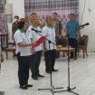 PELANTIKAN - Ketua DPD HKTI Kalteng Perdie M Yoseph saat melantik dan mengukuhkan Pengurus DPC HKTI Kabupaten Gumas yang diketuai Efrensia LP Umbing, Sabtu (18/02/2023). (FOTO: IST)