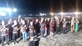 Foto: Defile Dari Kabupaten Katingan Saat ikut Festival Isen Mulang 2023 di Kota Palngkaraya