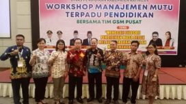 Foto: Bupati Katingan Sakariyas disela-sela giat Workshop yang dilaksanakan Dinas Pendidikan Katingan di Luwansa Hotel Palangkaraya. 