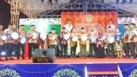 Foto : Bupati Katingan didampingi sejumlah pejabat membuka giat MTQ & FSQ Tingkat Kabupaten Katingan di Kasongan.