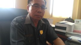 FOTO : Ketua DPRD Gumas Akerman G Sahidar.