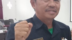 FOTO : Wakil Ketua Komisi I DPRD Gumas Polie L Mihing.