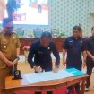 Foto : Ketua DPRD Kabupaten Katingan Marwan Susanto saat menandatangani KUA PPAS 2024