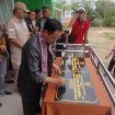 Foto : Bupati Katingan Sakariyas saat resmikan Puskesmas Mendawai yang ditandai dengan penandatanganan Prasasti. 
