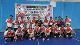 FOTO : Suasana saat foto bersama sebelum dimulainya pertandingan, di GOR Katingan Jaya Kasongan.