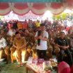 Gubernur Kalimantan Tengah Sugianto Sabran, saat melakukan kegiatan di Desa Hampalit Kerengpangi
