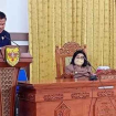 FOTO : Anggota DPRD Gumas Pebrianto menyampaikan pandangan umum fraksi.