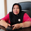 FOTO : Anggota DPRD Gunung Mas Hj Siti Hilmiah.