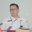 KOMFIRMASI : Ketua Bawaslu Gunung Mas Yepta H Jinal ketika dikomfirmasi awak media saat rapat pleno di GPU Damang Batu, pada Rabu 28 Februari 2024.