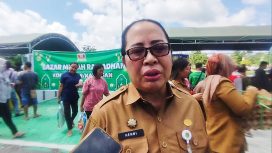 Henni. Kepala Dinas Perindustrian Perdagangan dan Koperasi Kabupaten Katingan