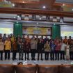 Wakil Bupati Gunung Mas Efrensia LP Umbing bersama Forkopimda dan kepala OPD dan perwakilan kecamatan di aula Bapperida, Jumat (19/4/2024).