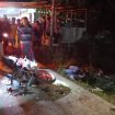 Tampak kendaraan milik korban sedang ringsek usai tabrakan belakang mobil pick up terpakir dipinggir jalan di Jalan Perintis Tewah, Kamis (9/5/2024) malam.