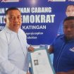 Empas Umar Daftarkan diri sebagai Bakal Calon Bupati/Wakil Bupati Katingan di Partai Demokrat