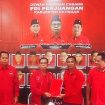 Ketua DPC PDI-P Kabupaten Katingan Sakariyas menerima berkas pendaftaran Bakal Calon Bupati Katingan Marwan Susanto