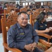 Anggota DPRD Gumas Untung J Bangas, saat menghadiri rapat paripurna di gedung dewan setempat, Jumat (19/07/2024).