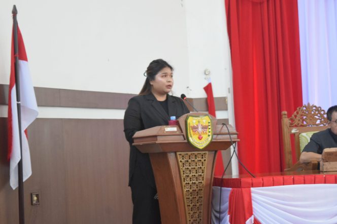 
					Waket II DPRD Gumas Neni Yuliani