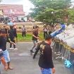 Gabungan Polres Katingan, Kodim 1019 Katingan dan Satpol PP dan Damkar saat melaksanakan Simulasi Sispamkota di KPU Katingan