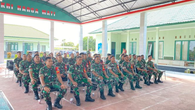 
					FOTO : Suasana Kegiatan pembinaan tata ruang wilayah pertahanan darat, di aula Makodim 1019/Katingan.