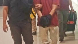 Lapas Narkotika Kelas IIA Kasongan saat membawa Napi Kategori Maximum Security dipindahkan ke Lapas khusus High Risk Nusakambangan. 