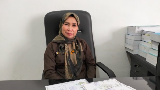 
					Anggota DPRD Gumas Sahriah