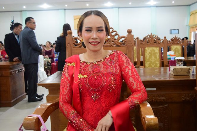 
					Wakil Ketua I DPRD Kabupaten Gumas Nomi Aprilia