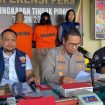 Kapolres Gumas AKBP Theodorus P Santosa didampingi Kasat Reskrim Polres Gumas AKP Nur Rahim dan Anggota Humas Polres Gumas Aipda Evan saat pres rilis dimapores setempat. Selasa (5/11/2024).