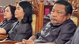 Anggota DPRD Gumas Singong