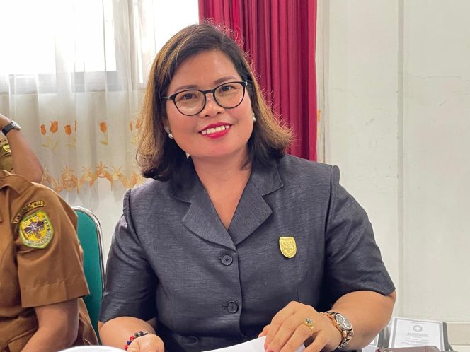 
					FOTO : Anggota DPRD Gumas Lelie.