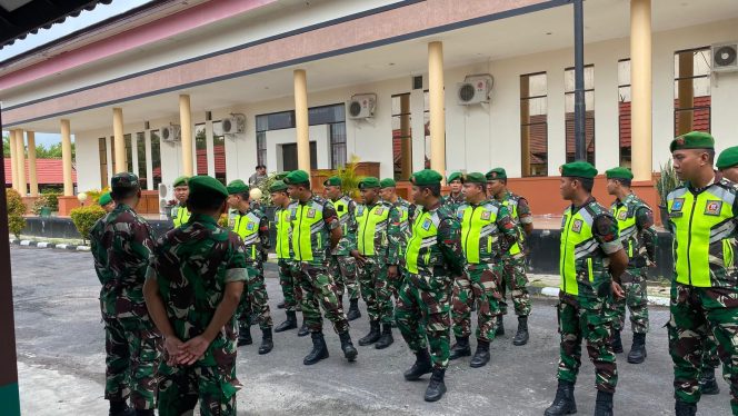 
					FOTO : Jajaran Kodim 1019/Katingan saat melaksanakan pengamanan rapat pleno terbuka rekapitulasi hasil perolehan suara  Pilkada serentak 2024 tingkat Kabupaten Katingan. 