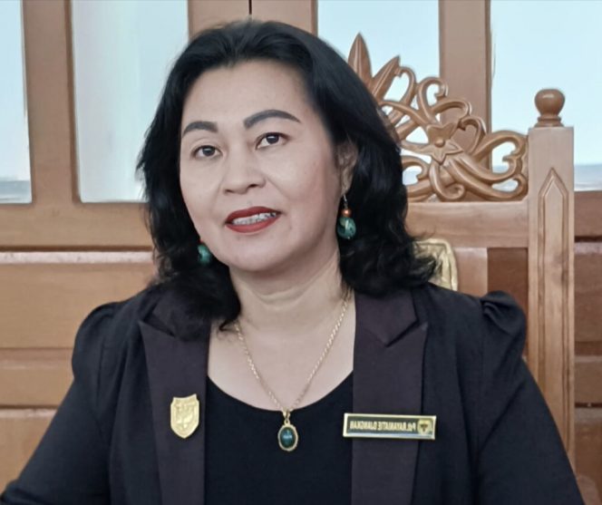 
					FOTO : Anggota DPRD Gumas Rayaniatie Djangkan. 