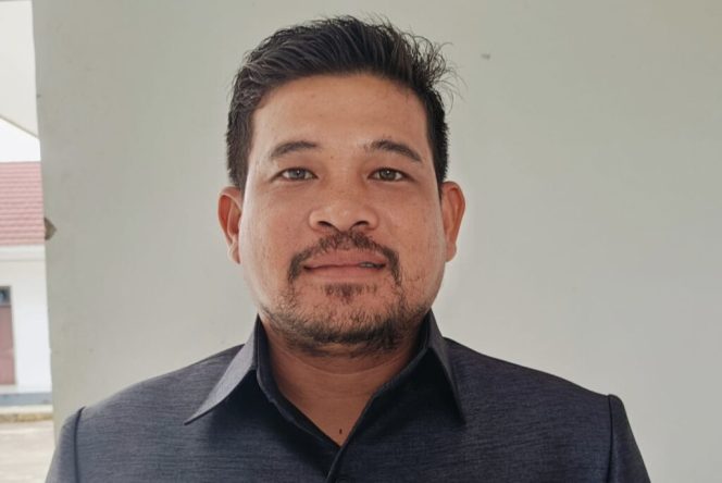 
					FOTO : Anggota DPRD Gumas Doni Saputra.
