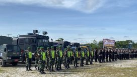 FOTO : Suasana Personel TNI saat mengikuti apel gelar pasukan pelaksanaan Operasi Lilin Telabang 2024