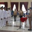 FOTO : Pj Bupati Katingan Sutoyo, pelantikan, pengukuhan perpanjangan masa jabatan Kades terpilih PAW dan sumpah/janji anggota BPD, di Gedung Salawah Kasongan.