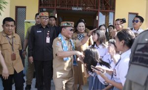 Gubernur Agustiar Sidak Ke Sekolah, Pastikan Siswa Tidak Terhalang Ijazah Gara-gara Biaya