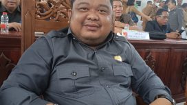 FOTO : Anggota DPRD Kabupaten Gunung Mas Tuah