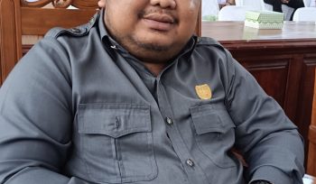 FOTO : Anggota DPRD Kabupaten Gunung Mas Tuah