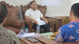 FOTO : Anggota DPRD Kabupaten Gunung Mas Evandi