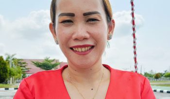 FOTO : Wakil Ketua I DPRD Kabupaten Gunung Mas Nomi Aprilia