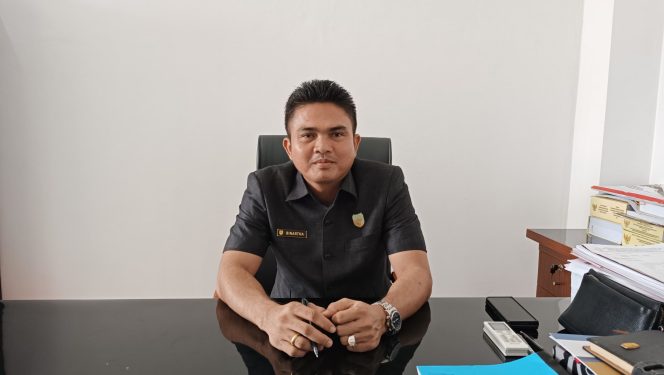 
					FOTO : Ketua DPRD Kabupaten Gunung Mas Binartha