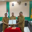 FOTO : Suasana serah terima jabatan dari Pj ke Plh Sekda Katingan, disaksikan Bupati dan Wakil Bupati Katingan.
