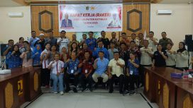 FOTO : Pengurus dan Pengcab saat kegiatan Rapat Kerja KONI Kabupaten Katingan.