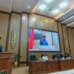 FOTO : Karlo, saat menyampaikan pandangan umum fraksi PKB.
