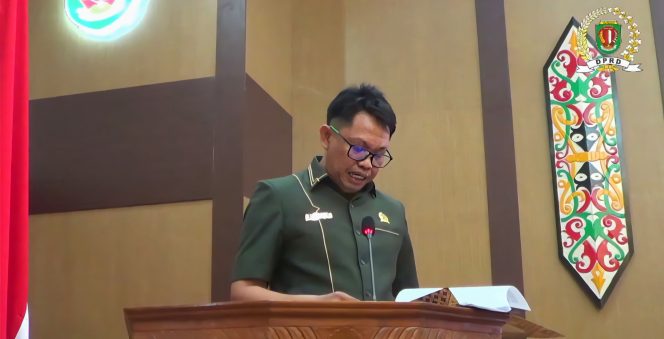 
					FOTO : Alfriyano, saat menyampaikan pendapat akhir fraksi PKB.