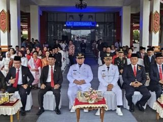 FOTO : Bupati Katingan, Saiful, dan Wakil Bupati Firdaus. 