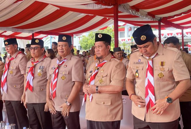 
					FOTO : Bupati saiful, turut hadiri Upacara Peringatan Hari Pramuka ke-64 Tingkat Kalteng.
