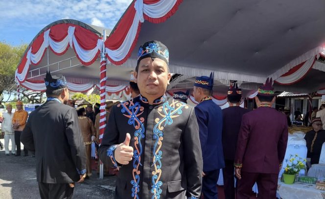 
					FOTO : Anggota DPRD Gunung Mas, Evandi