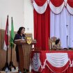PANDANGAN UMUM : Juru Bicara Fraksi Gerakan Nasional DPRD Kabupaten Gumas Rayaniatie Djangkan, ketika menyampaikan pandangan umum pada pada rapat paripurna ke-2 masa persidangan I tahun sidang 2025, Senin, 25 Agustus 2025