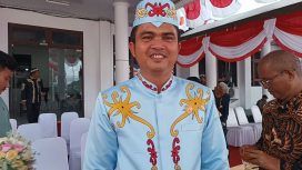 FOTO : Ketua DPRD Kabupaten Gunung Mas Binartha